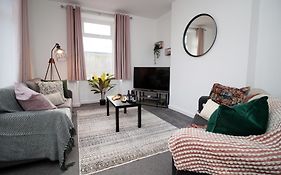 Kingsway House By Ty Sa - Spacious 4Bed In Newport